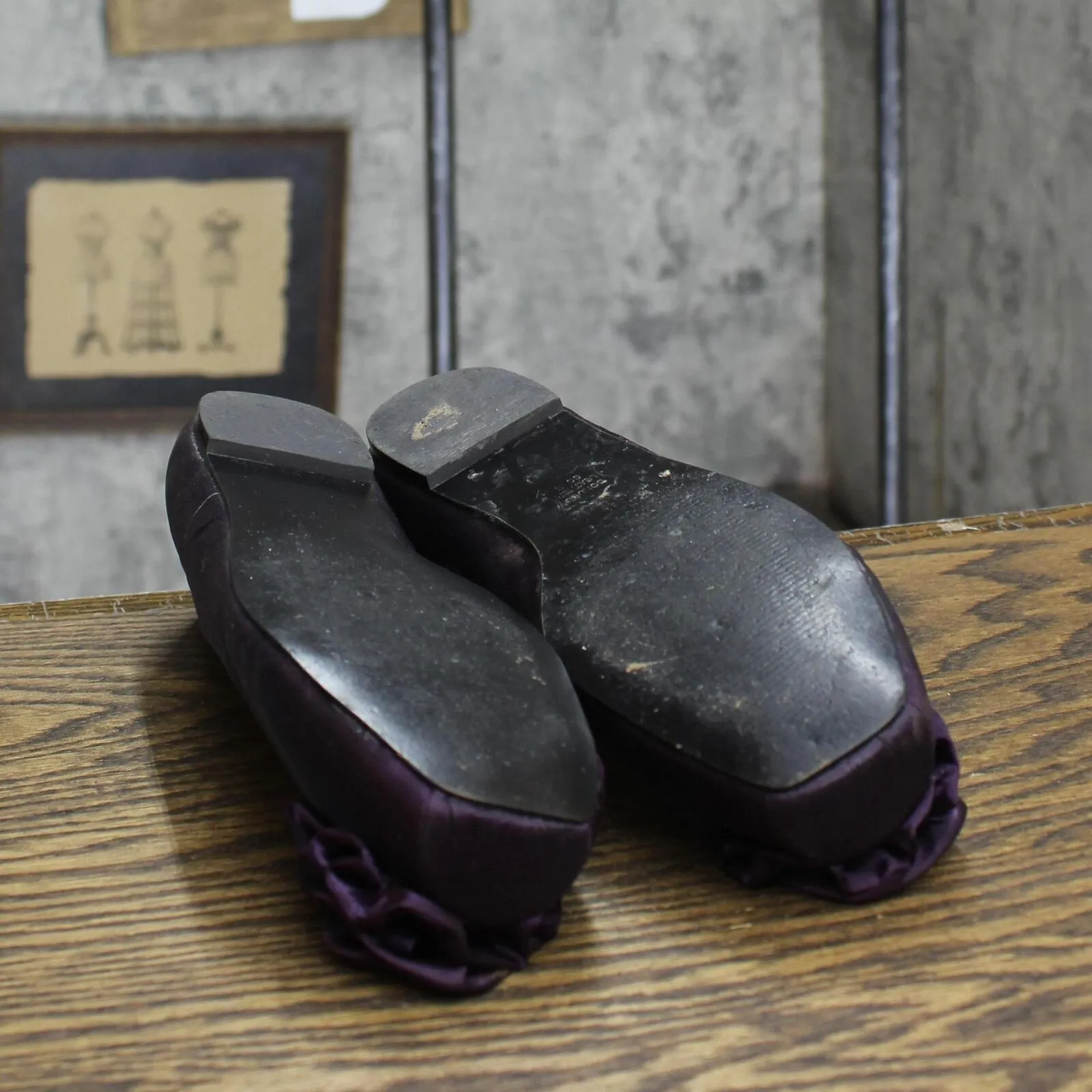 Nine West Womens Vintage Satin Rose Flats 1673c081a6195d Purple 6.5M