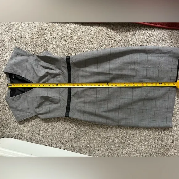 NWOT Karen Millen Grey and Black Tweed Midi Office Dress