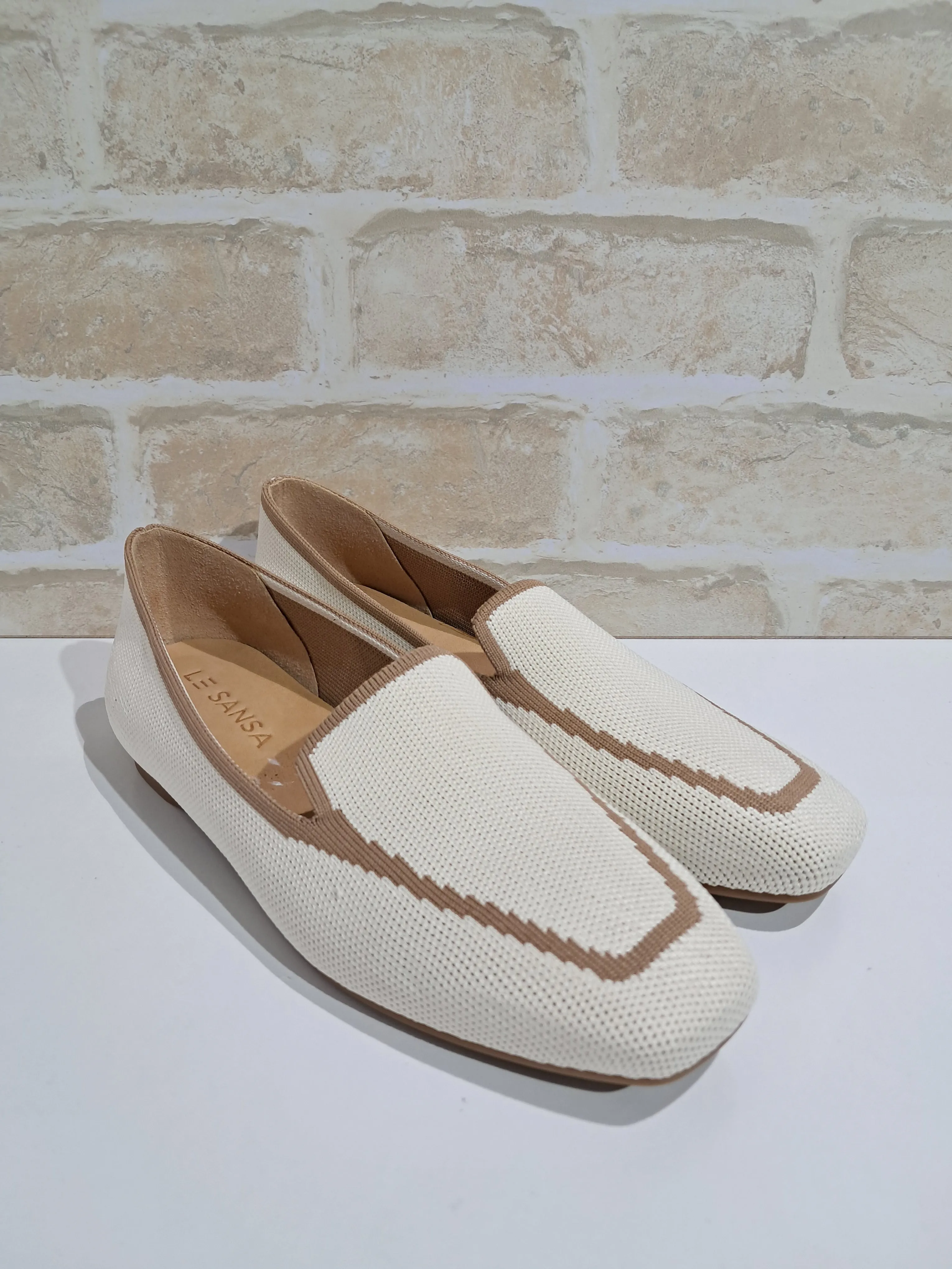 Olinda Cream/Tan by LeSansa