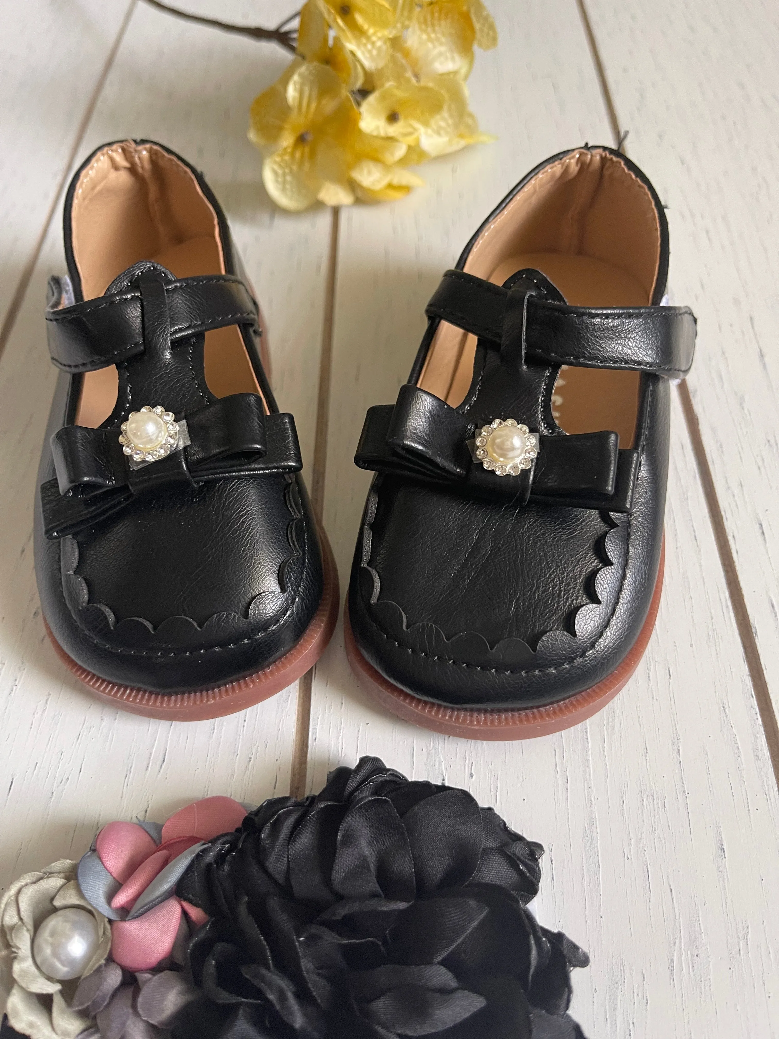 Pearl Bowtie Princess Girl Shoes