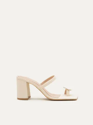 Reine De Coeur Sandals