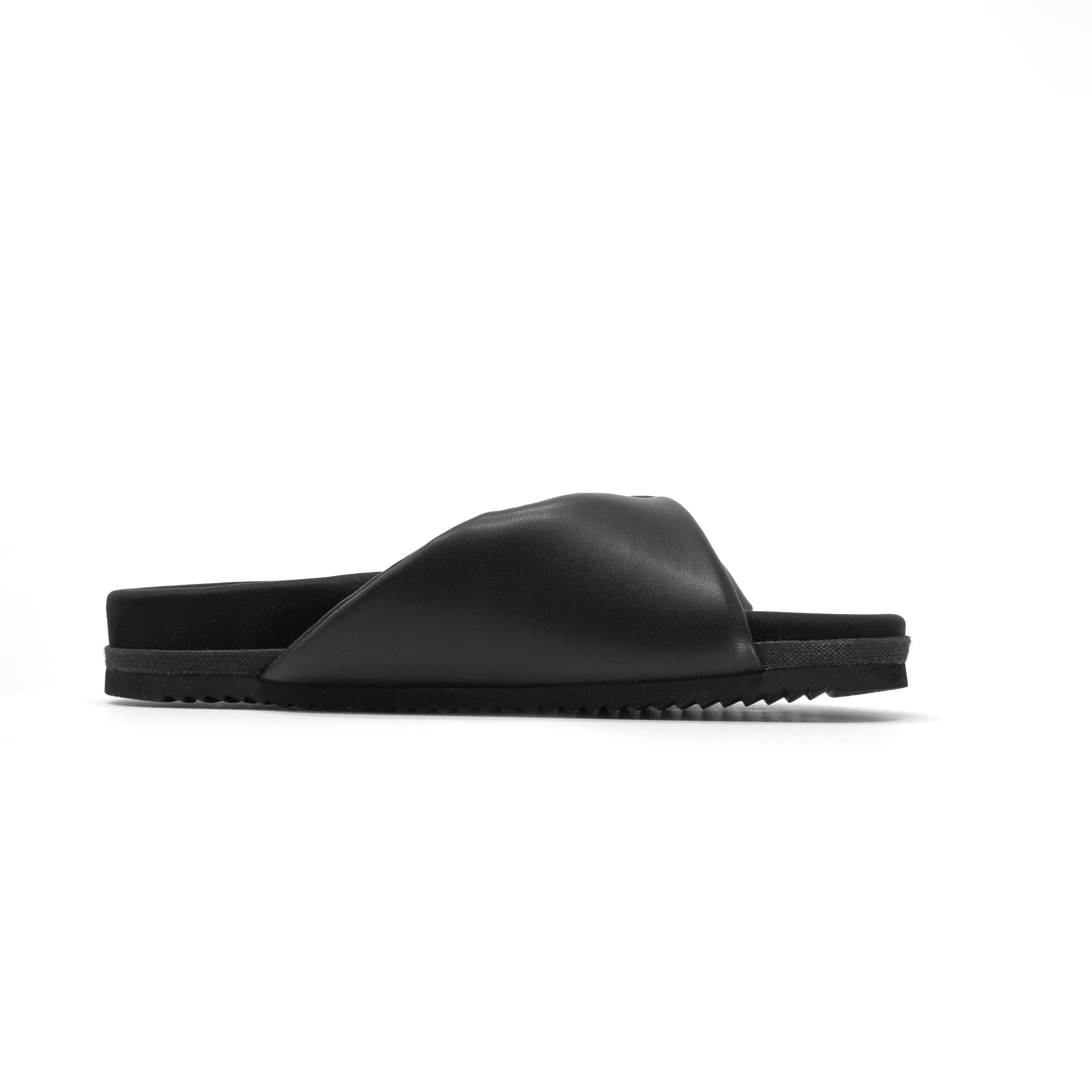ROAM DEMI TWIST BLACK VEGAN LEATHER