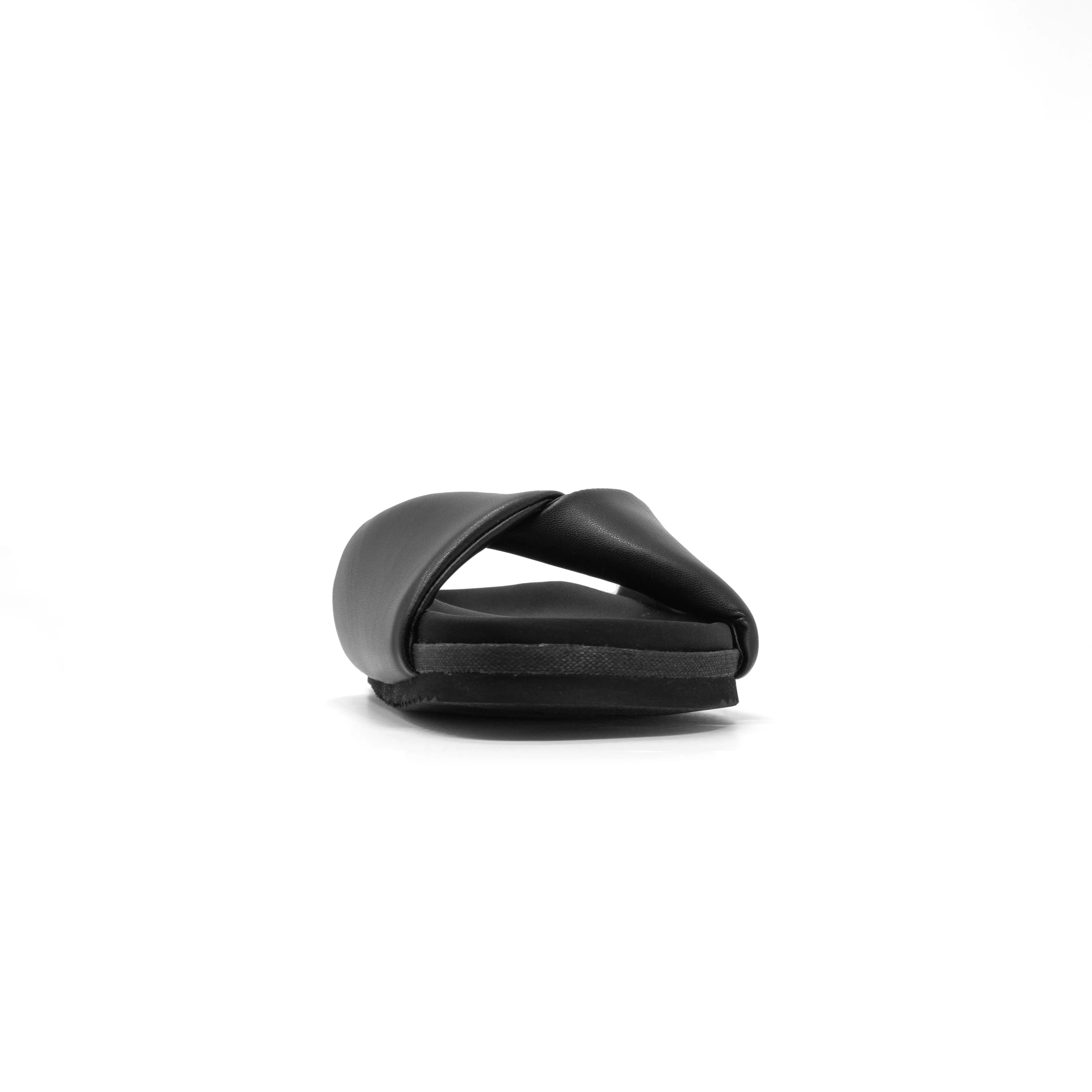 ROAM DEMI TWIST BLACK VEGAN LEATHER
