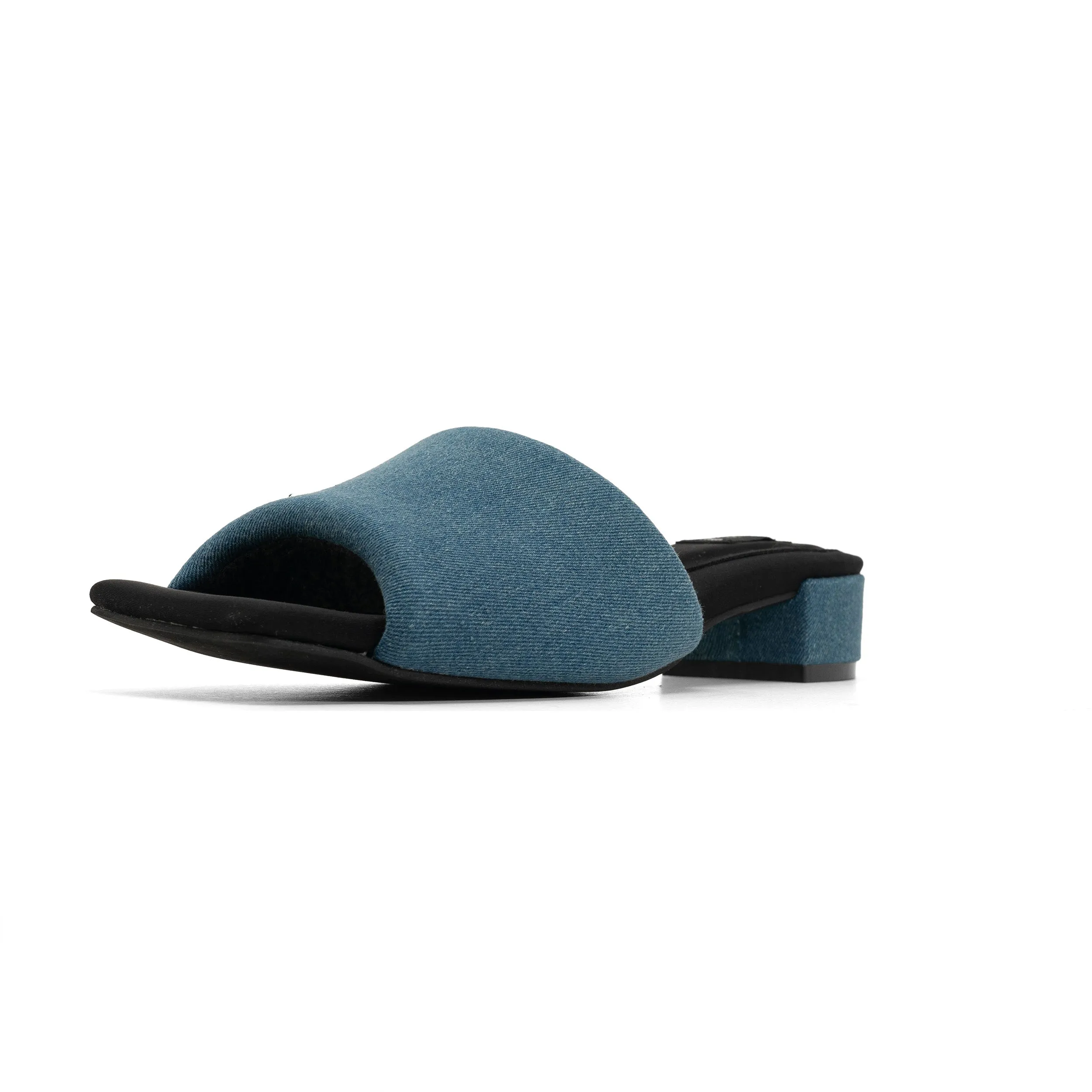ROAM DENIM SQUARE HEEL
