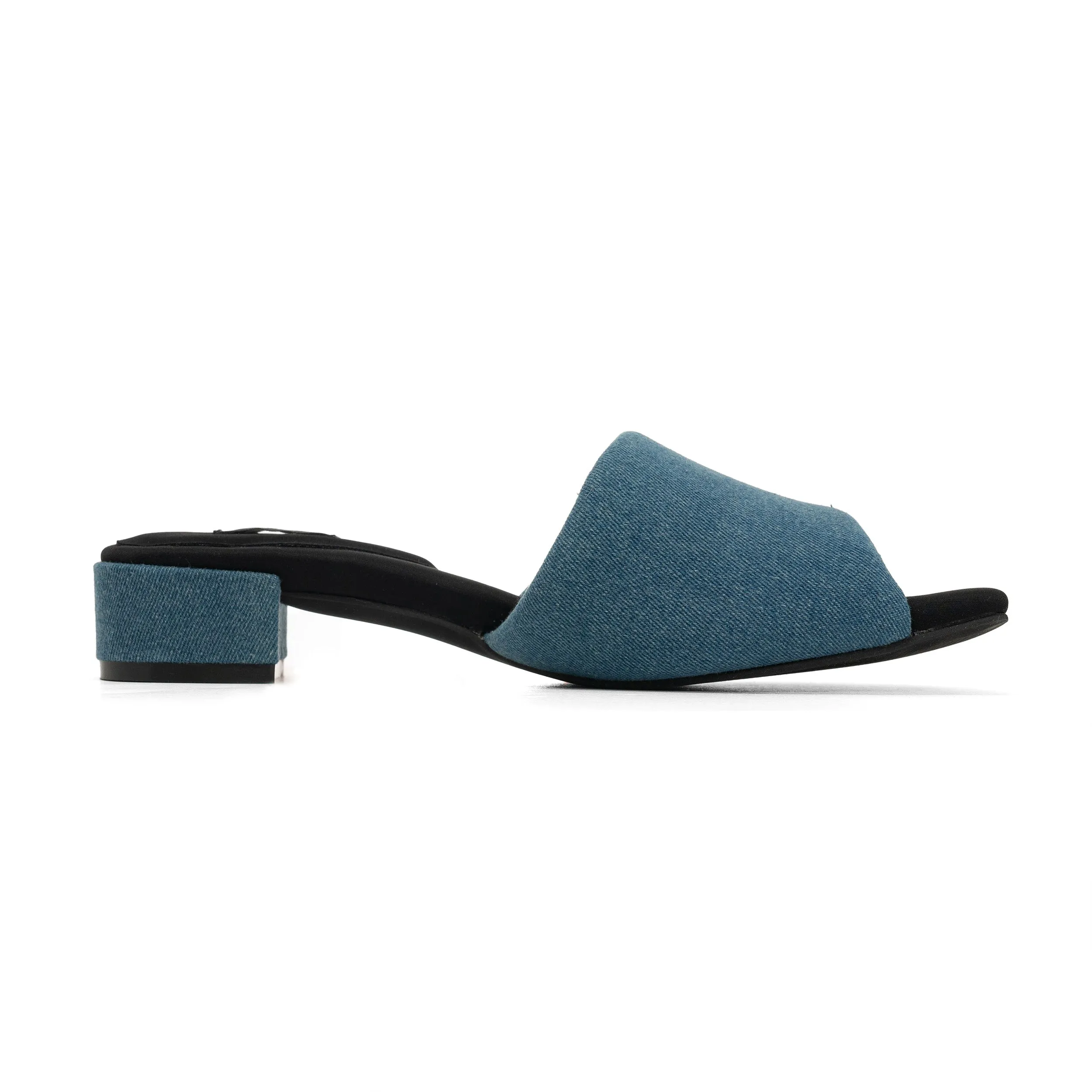 ROAM DENIM SQUARE HEEL
