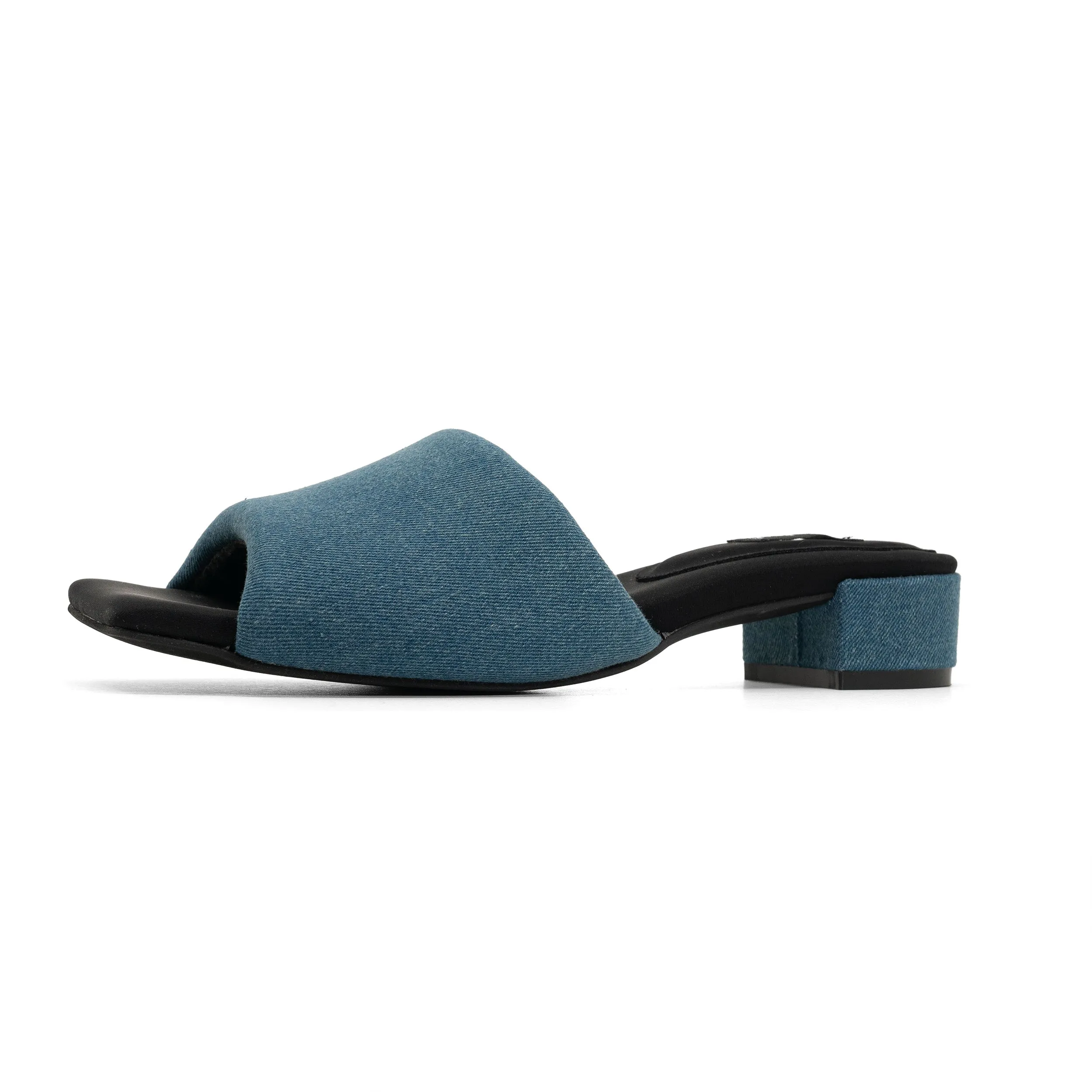 ROAM DENIM SQUARE HEEL