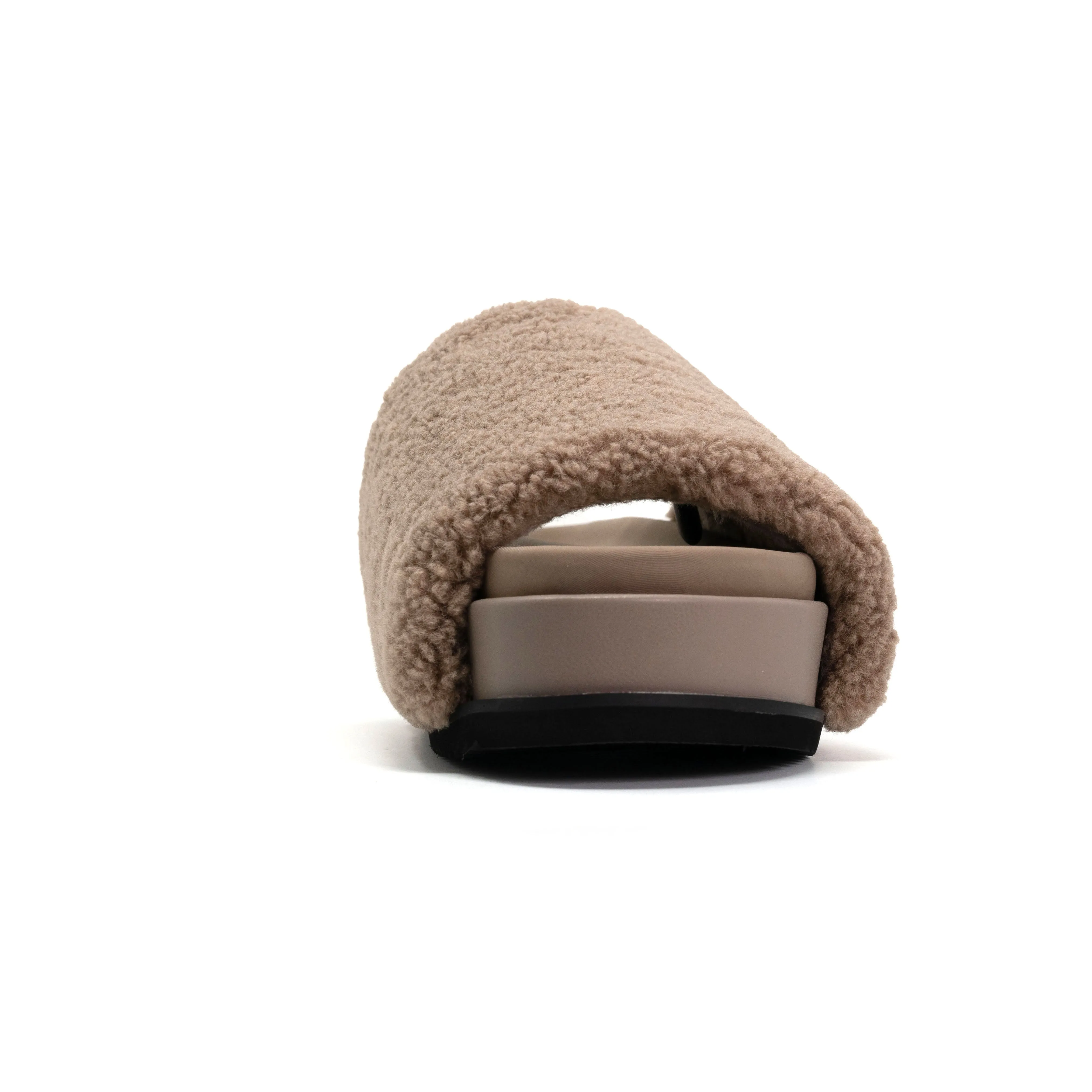 ROAM FUZZY STACK PLATFORM OAT FAUX SHEARLING