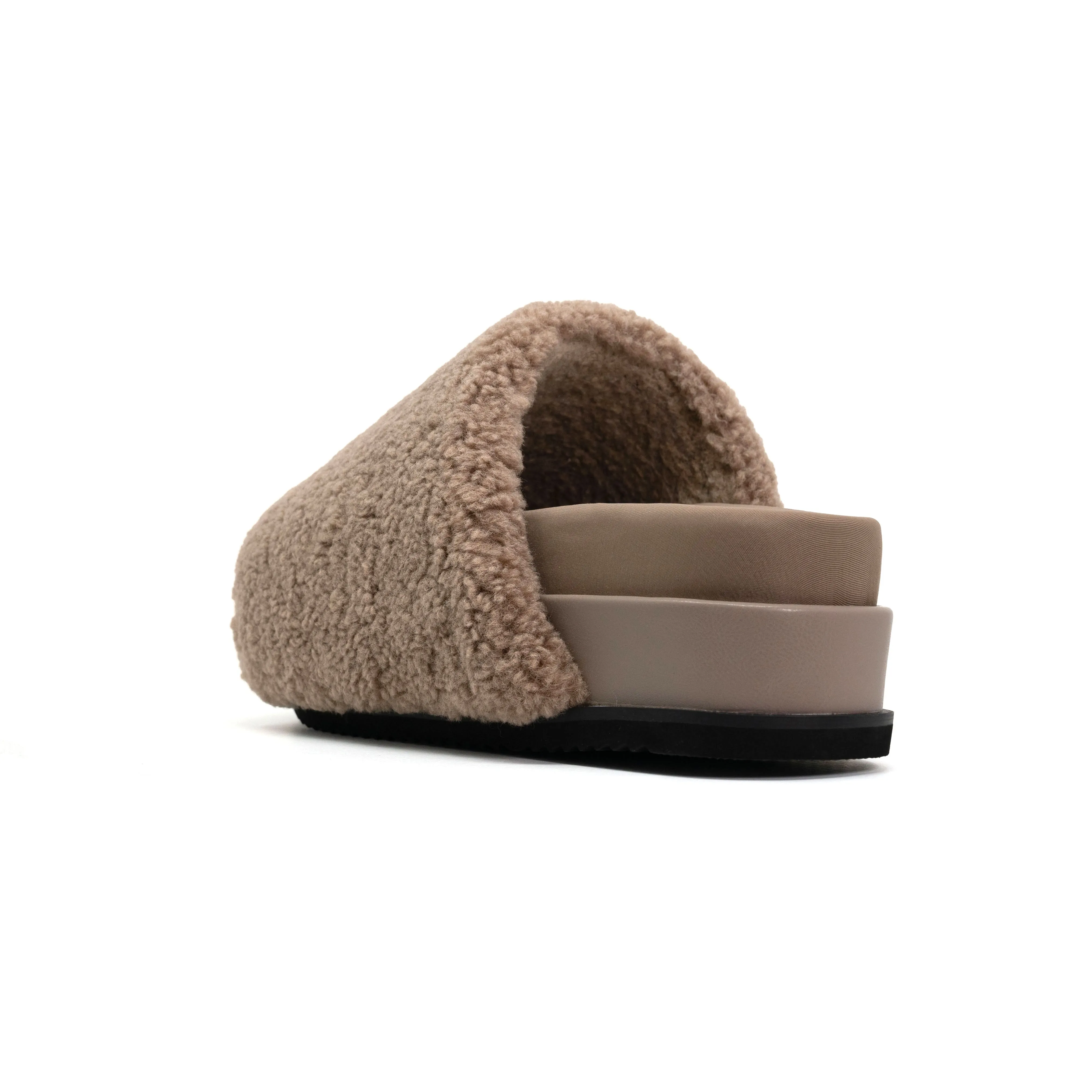 ROAM FUZZY STACK PLATFORM OAT FAUX SHEARLING
