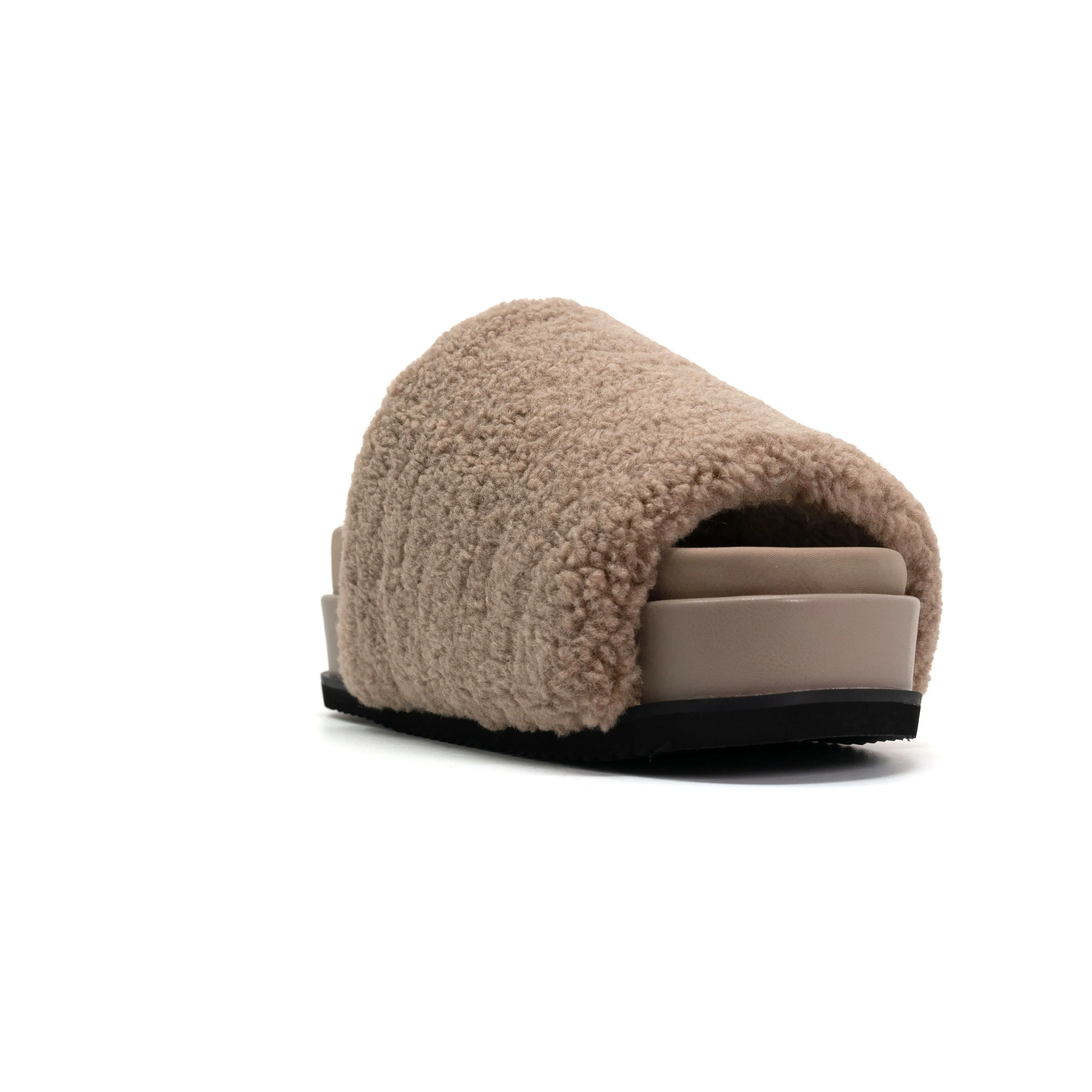 ROAM FUZZY STACK PLATFORM OAT FAUX SHEARLING