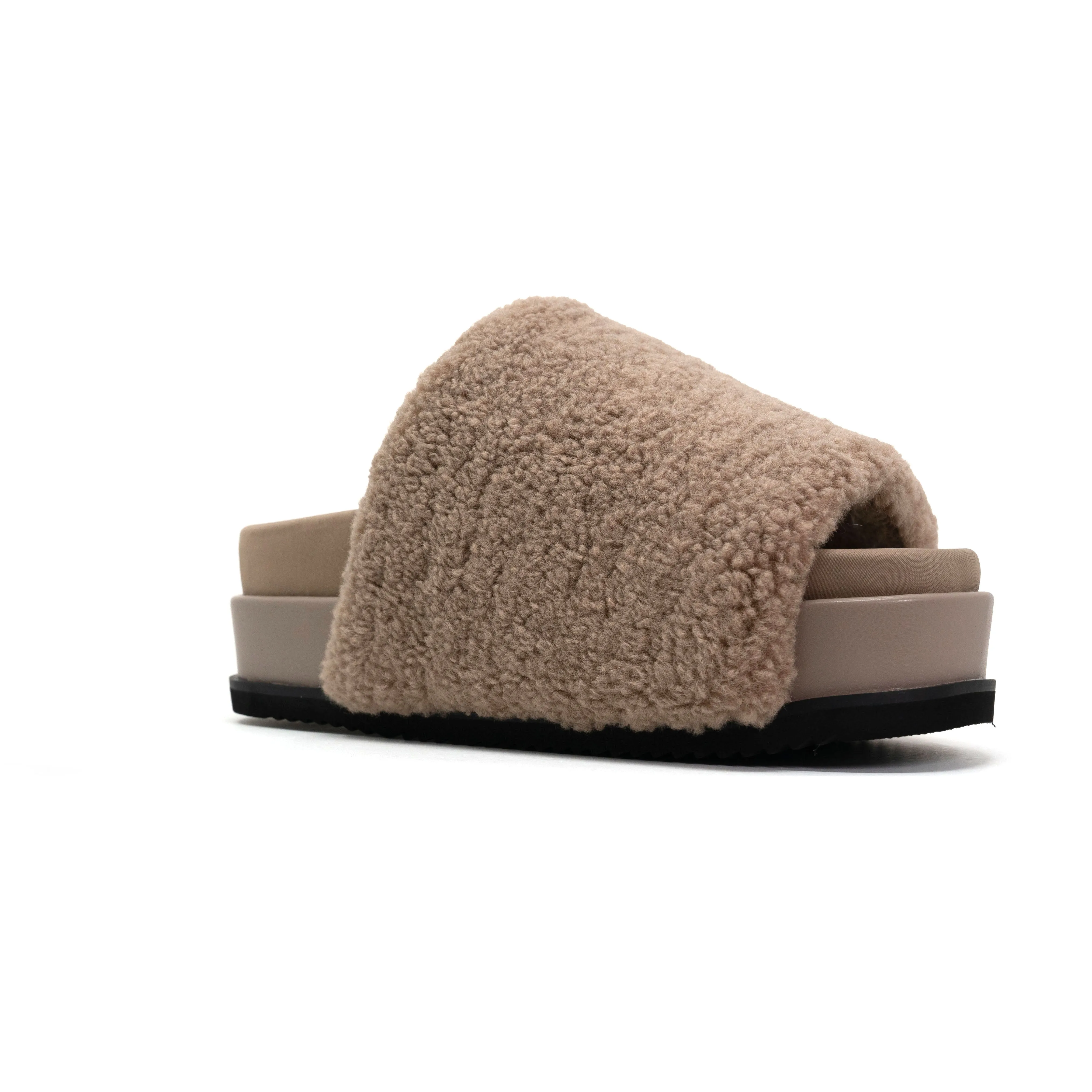 ROAM FUZZY STACK PLATFORM OAT FAUX SHEARLING