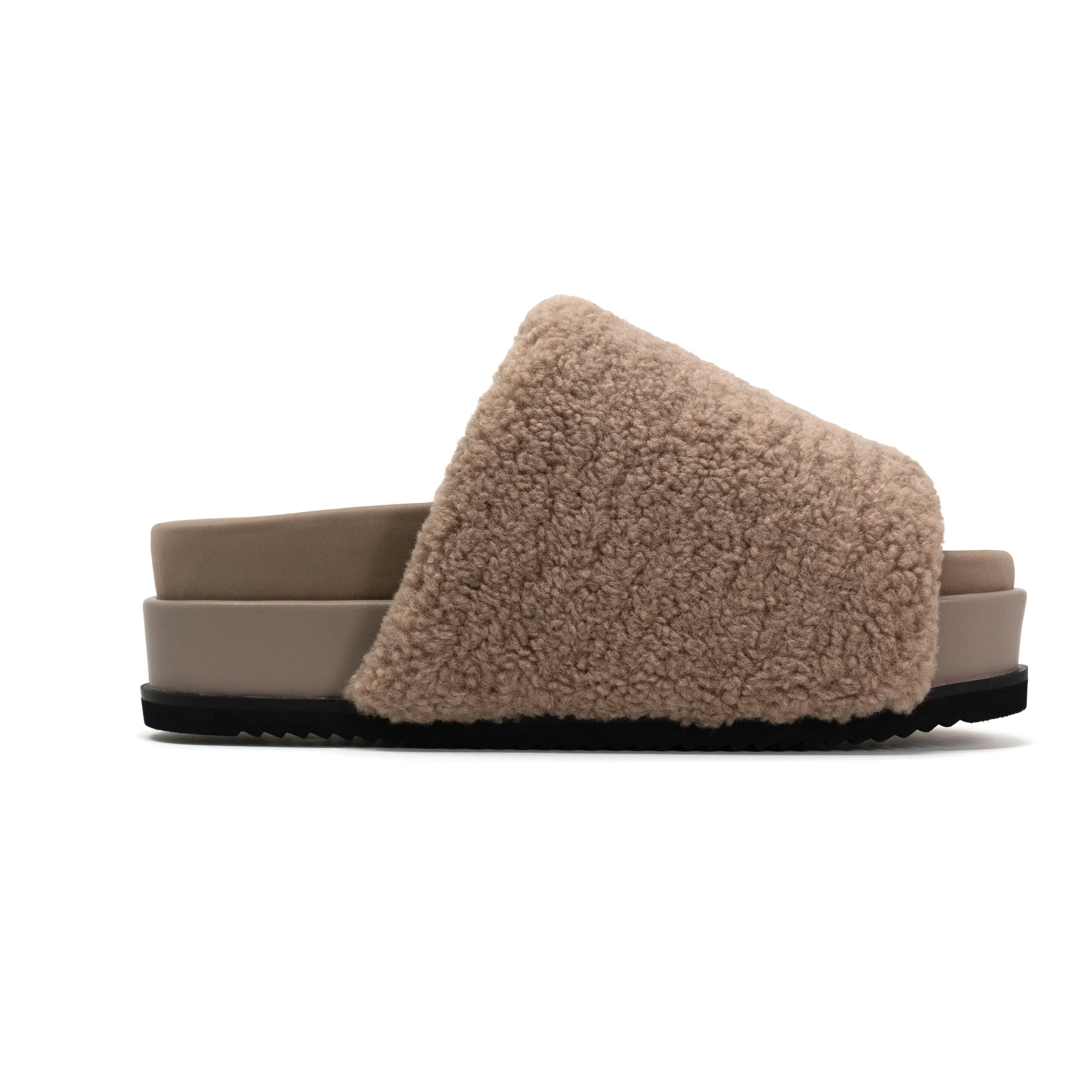 ROAM FUZZY STACK PLATFORM OAT FAUX SHEARLING