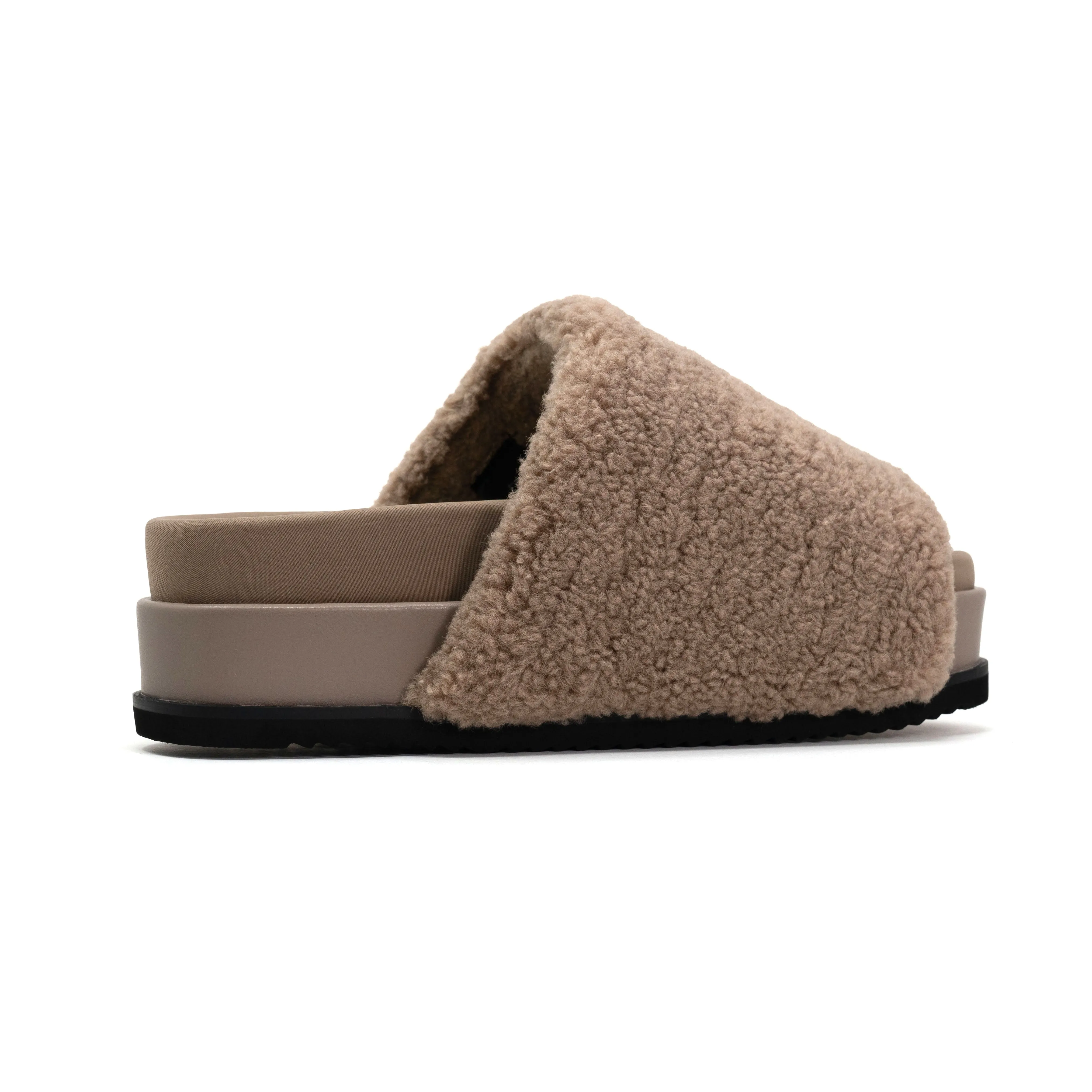 ROAM FUZZY STACK PLATFORM OAT FAUX SHEARLING