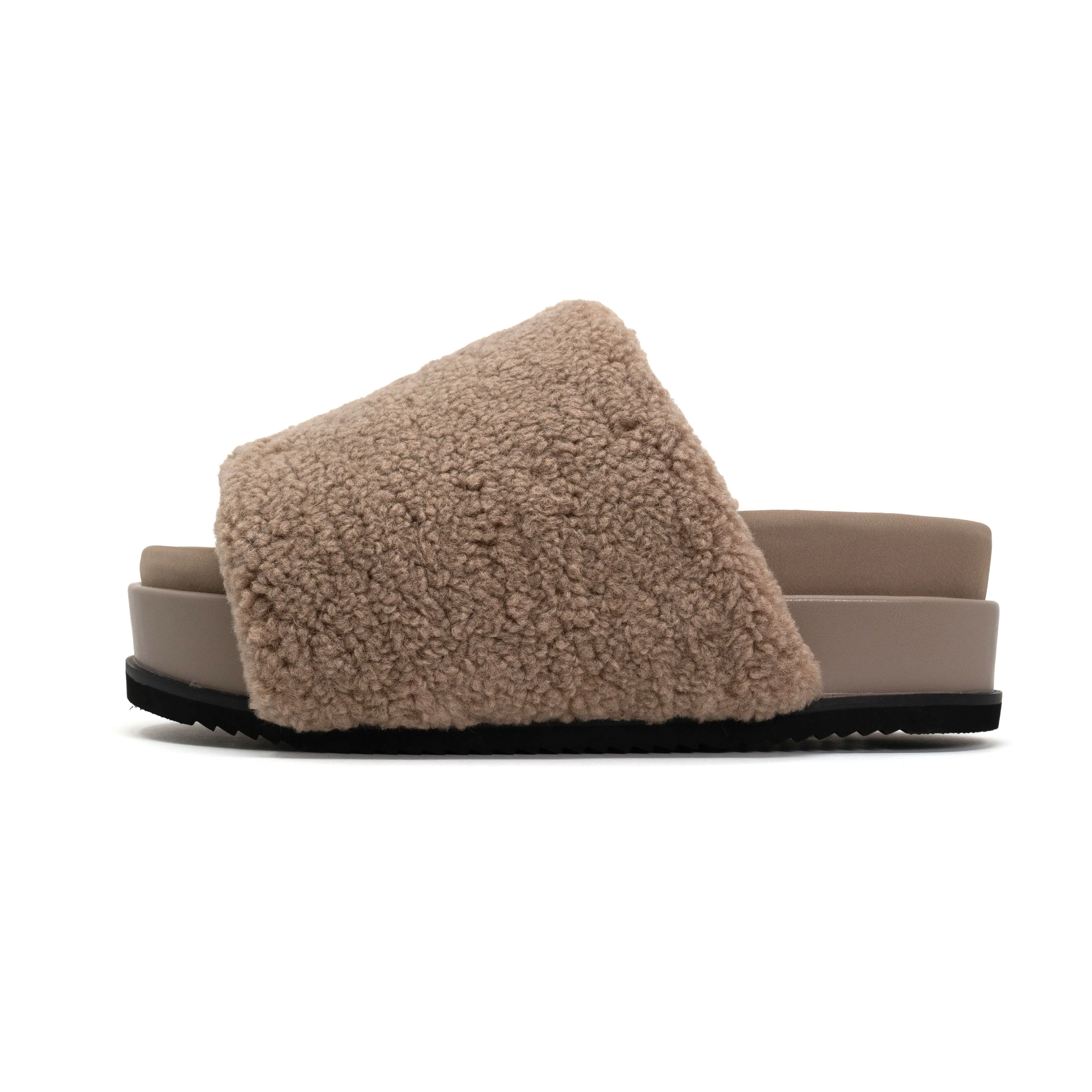 ROAM FUZZY STACK PLATFORM OAT FAUX SHEARLING