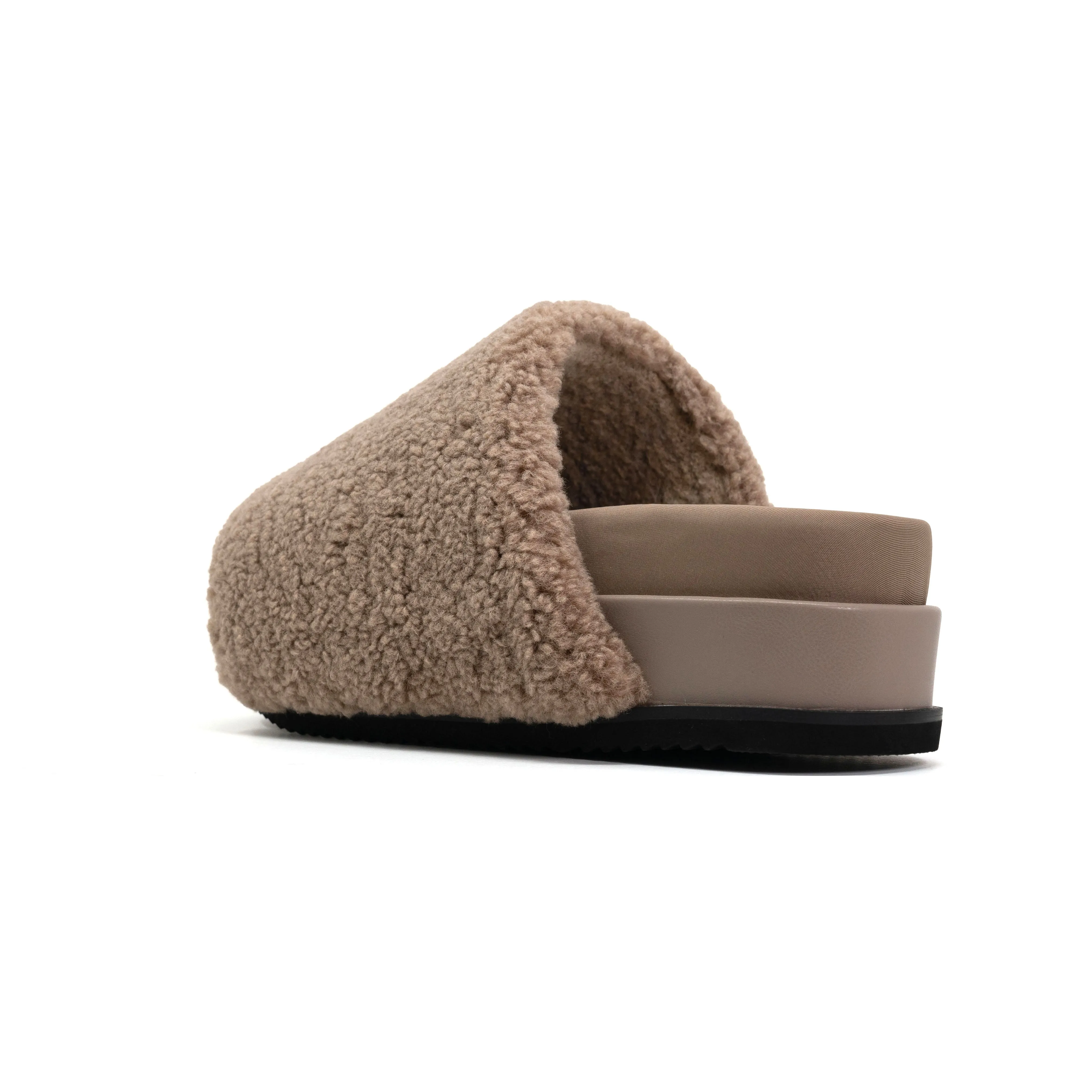 ROAM FUZZY STACK PLATFORM OAT FAUX SHEARLING