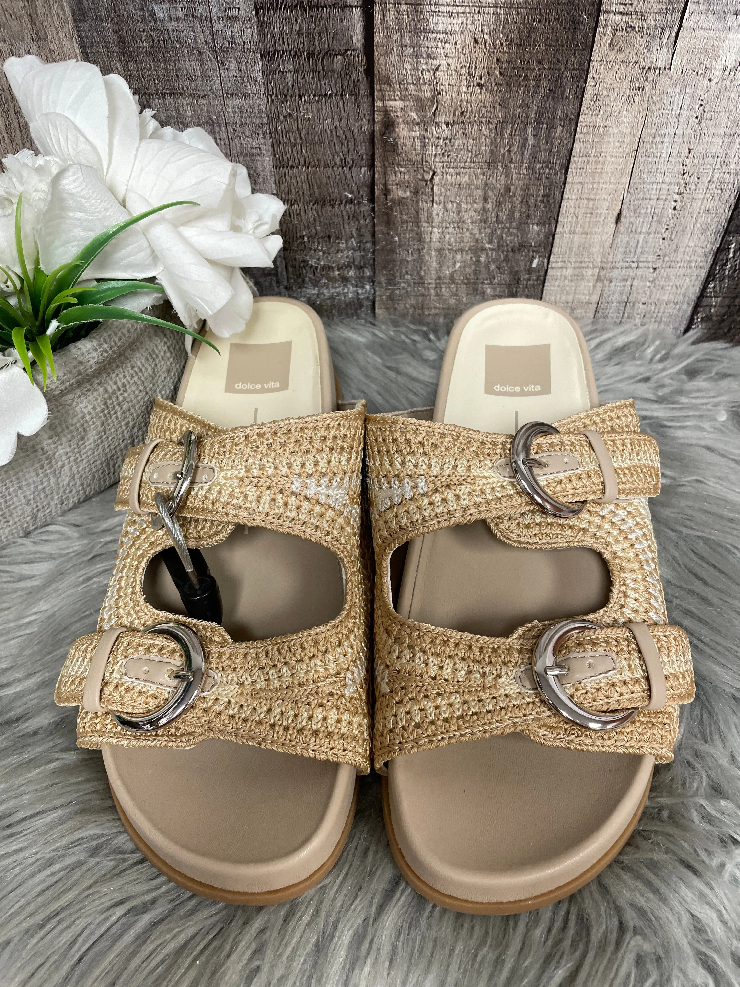 Sandals Heels Wedge By Dolce Vita In Beige, Size: 8