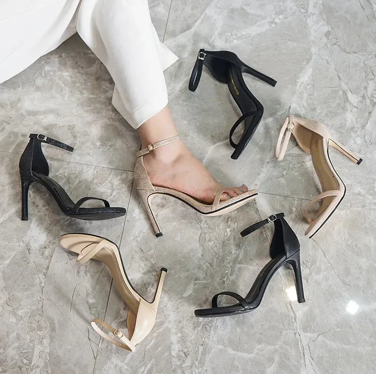 Small Size Beige leather Sandals US4 with 10cm For Sale