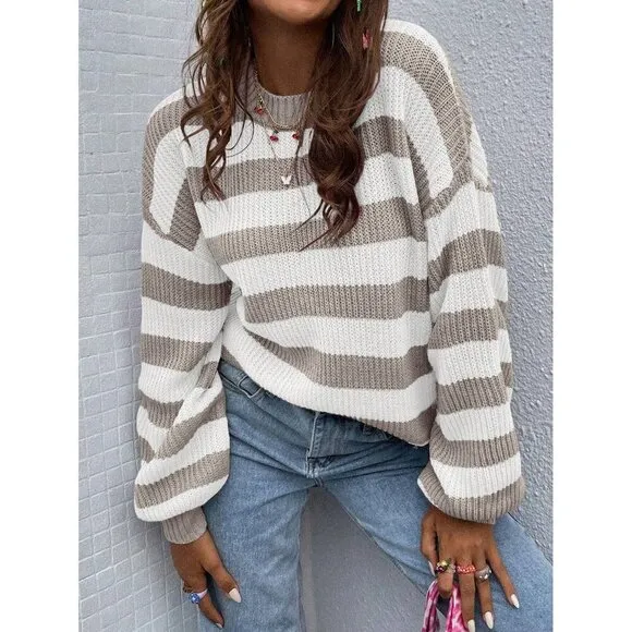 soft knit crew neck preppy striped sweater tan white