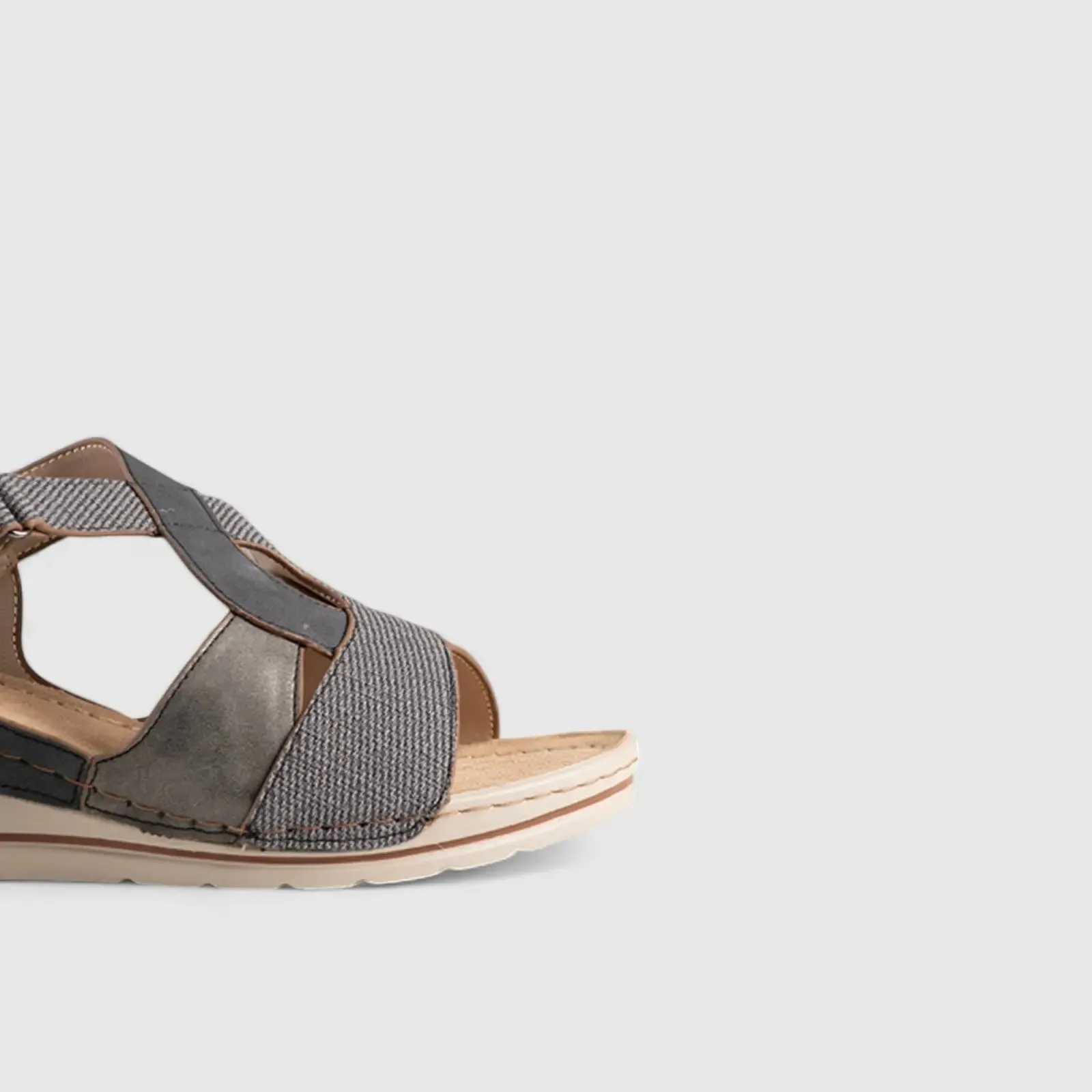 Soft Style Lenny Wedge Sandal Navy 01487
