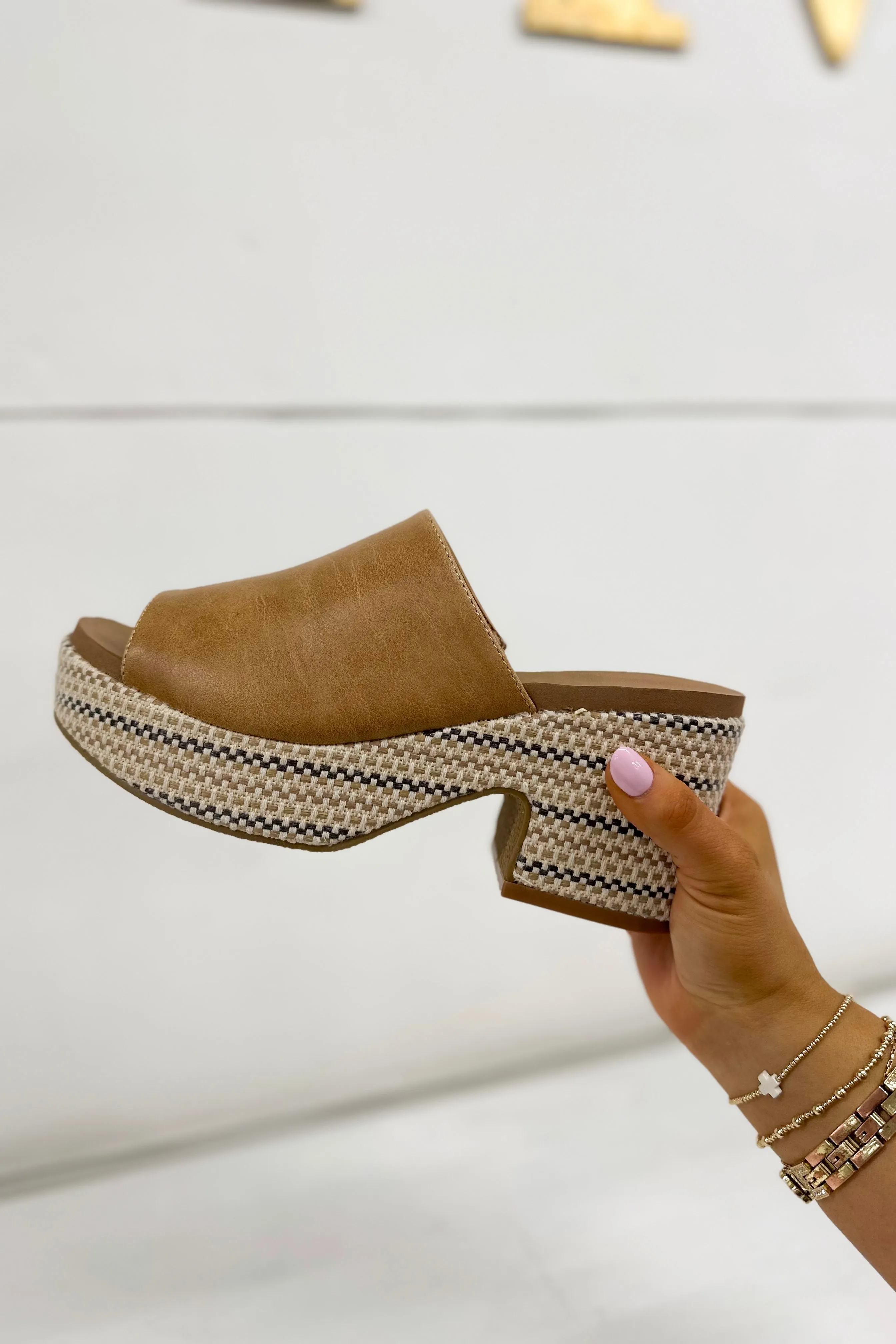Totally Buggin' Platform Wedge Caramel