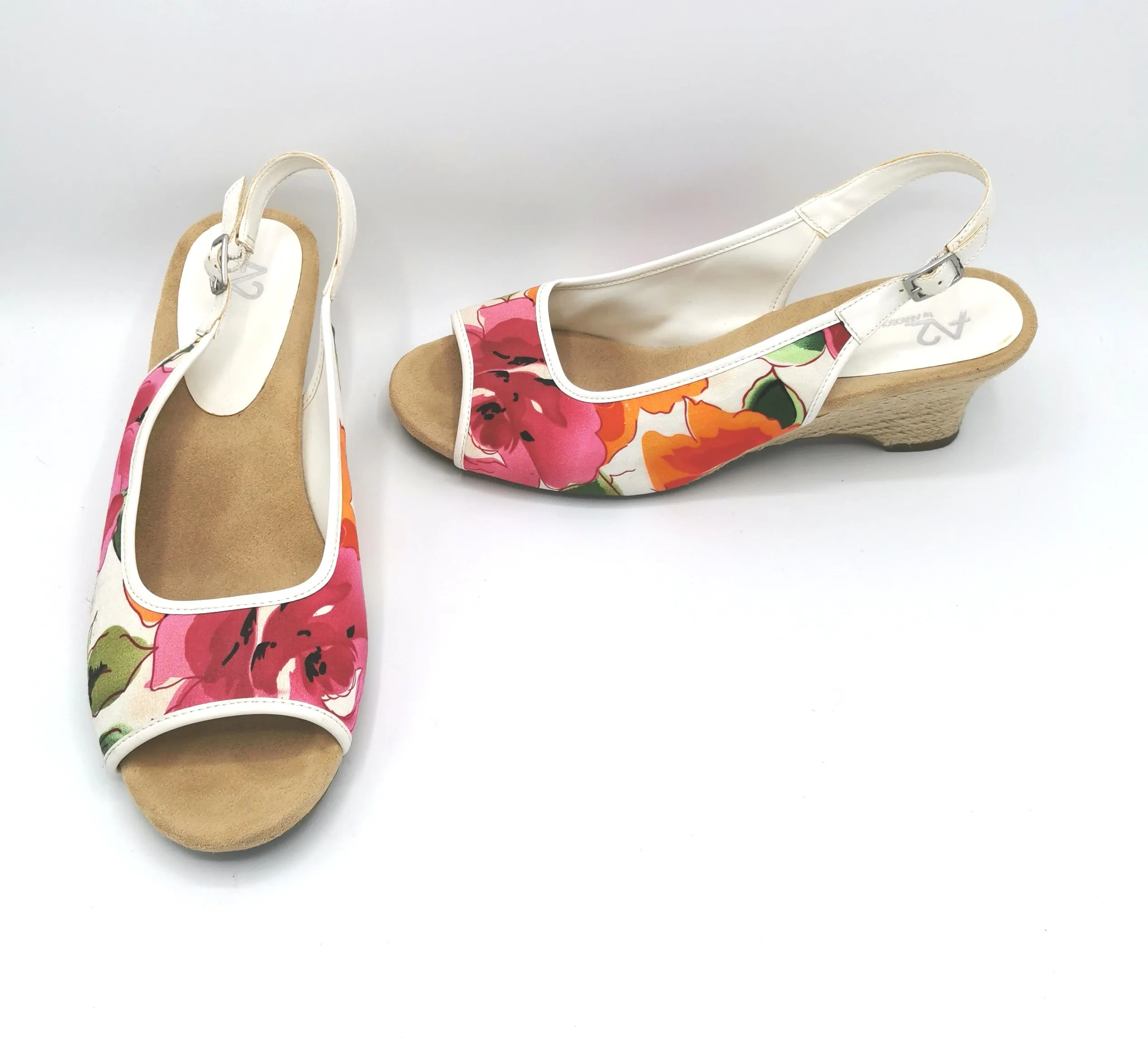 WOMENS SIZE 11 - A2 By Areosoles, Wedge Floral Sandals VGUC B26