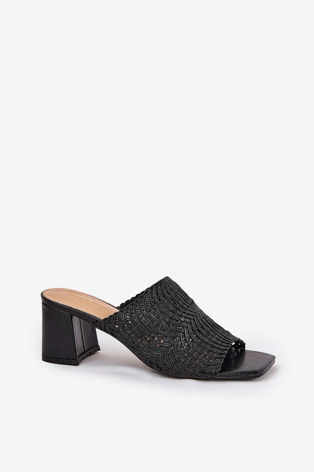 Women's slippers with a braid