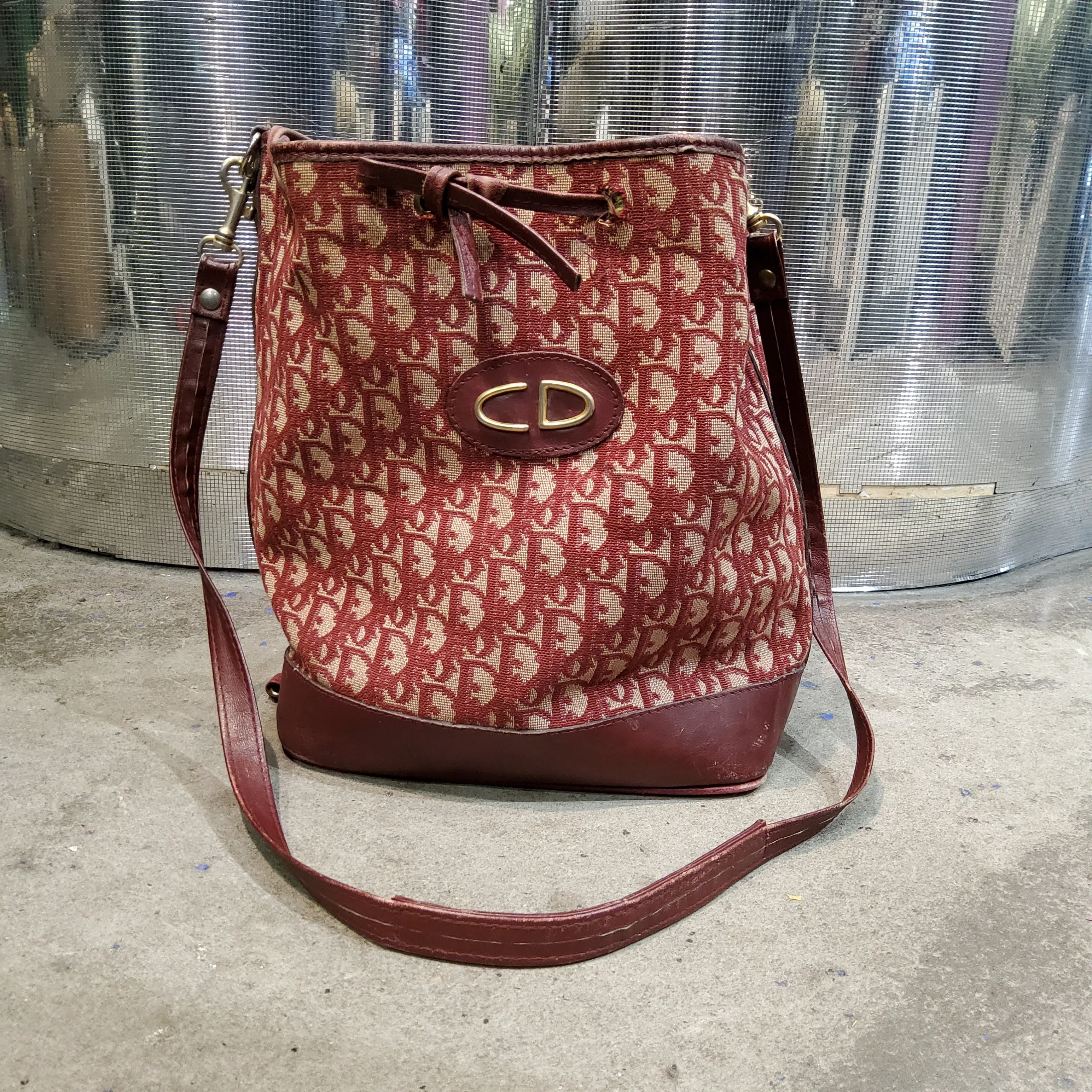 Women's tote bag