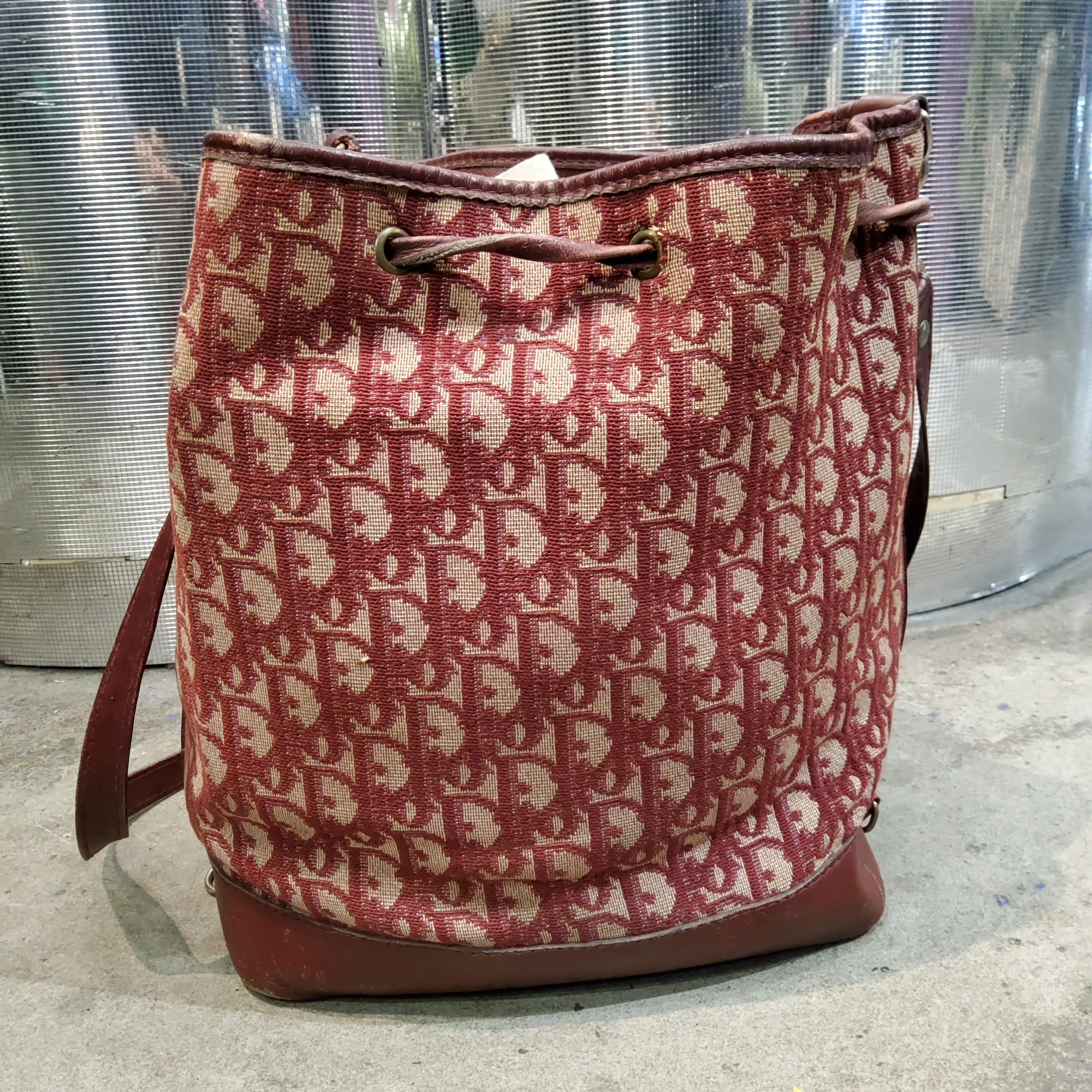 Women's tote bag