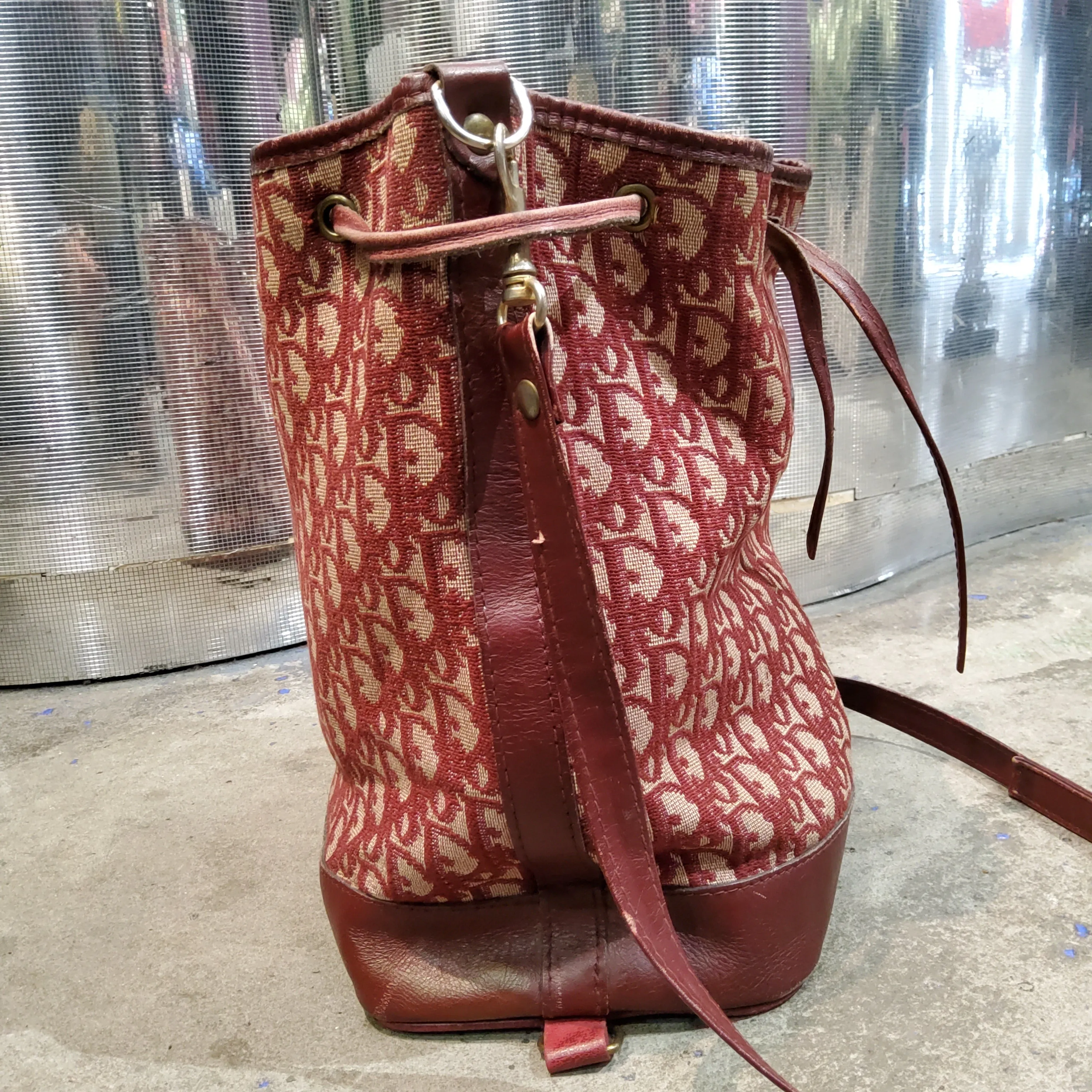 Women's tote bag